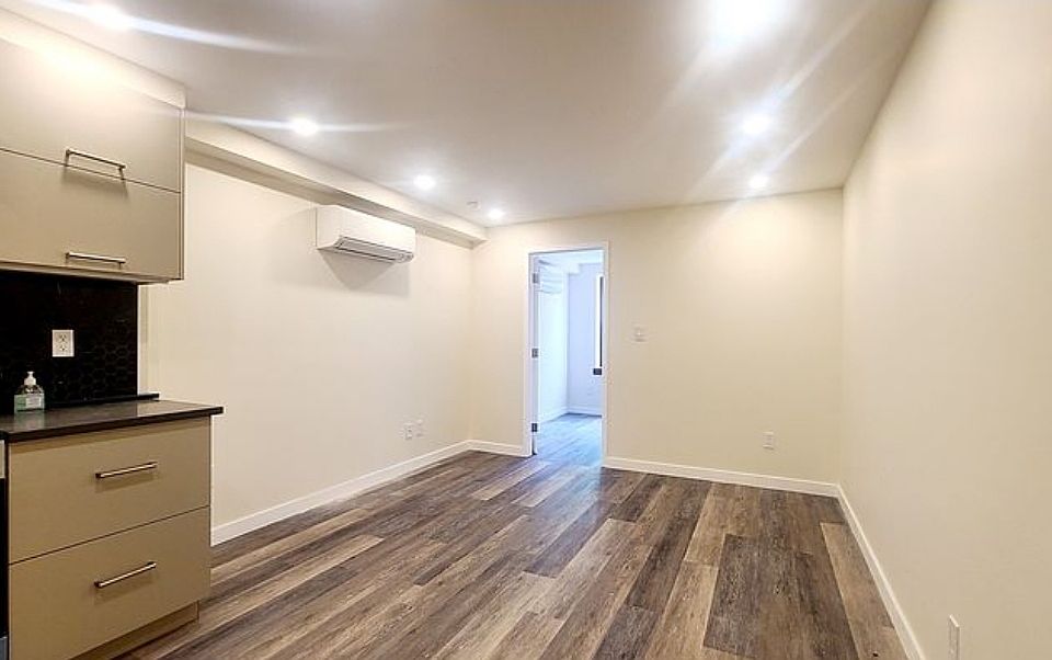 2nd image of 102 Mott St APT 2D