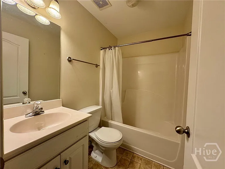 409 Whitehall Rd — Photo 20
