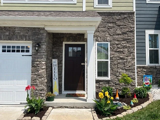 472 Killarney Park - 1 — Photo 1
