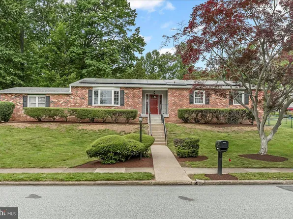 1795 Hillcrest Ln, Aston, PA 19014