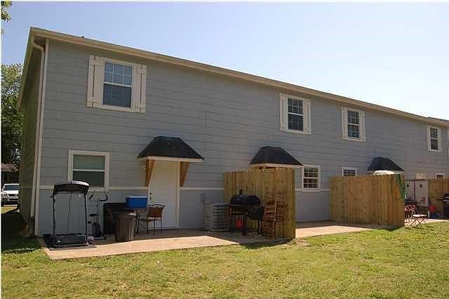 2nd image of 700 Roberta Dr