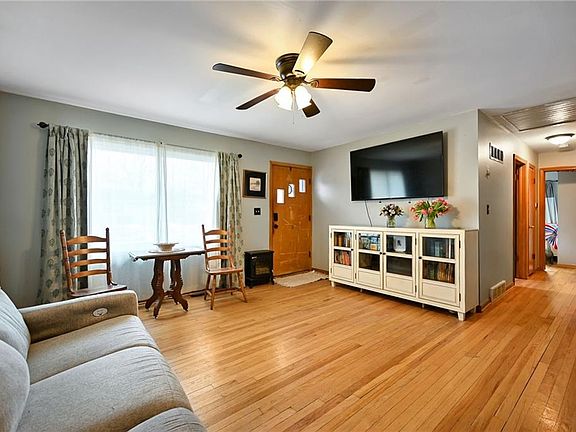 4th image of 4357 N Drury Ave