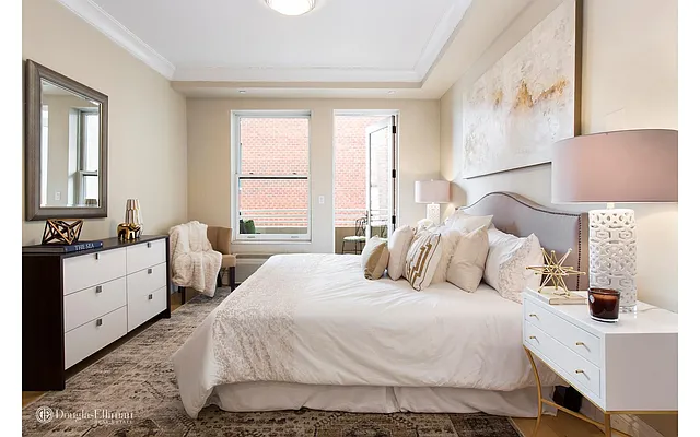 Sold by Douglas Elliman | media 17