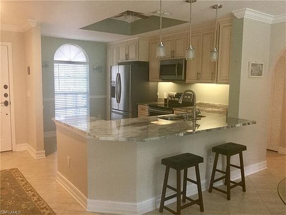 3rd image of 721 Mardel Dr APT 603