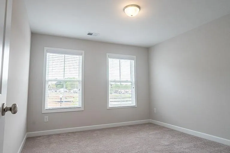 3359 Verdi Ln — Photo 41