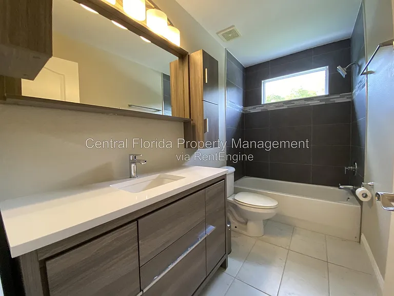 4115 Andover Cay Blvd — Photo 16