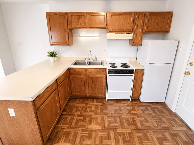 507 W Grace St #C3 — Photo 4