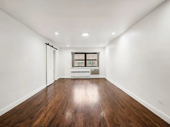 5710 Junction Blvd APT 6J, Flushing, NY 11373