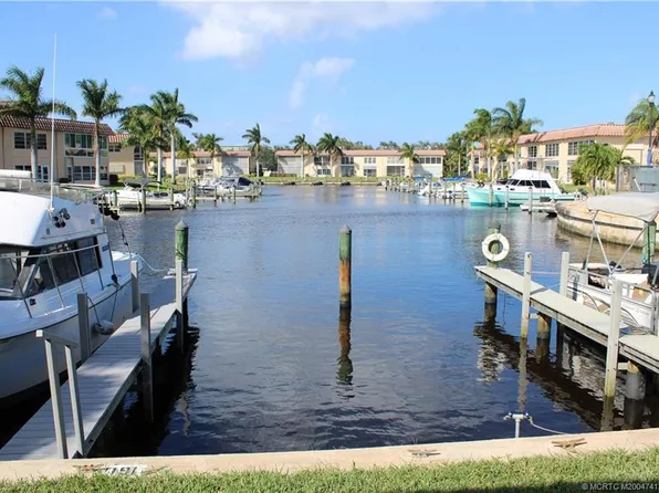 2600 S Kanner Hwy APT M5, Stuart, FL 34994