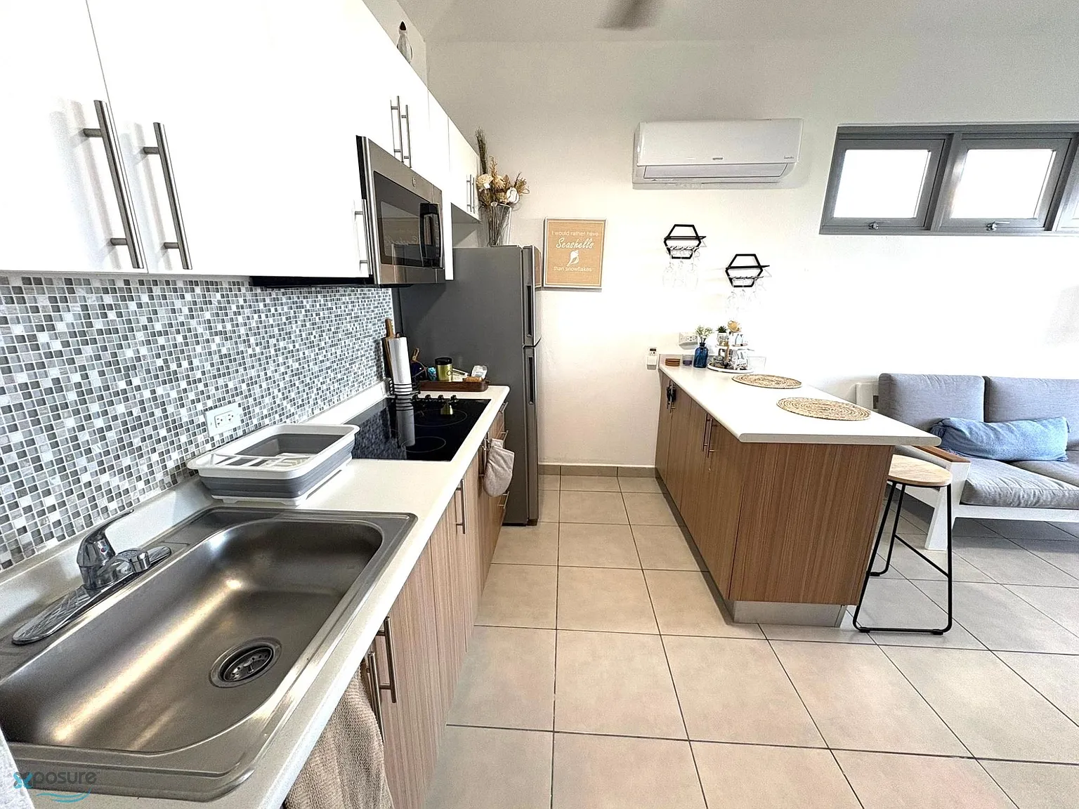 2 bed, 1.0 bath, 1000 sqft, $1,800 — Photo 2