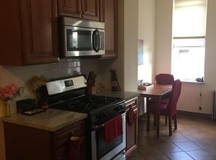 6034 55th St APT 2R, Maspeth, NY 11378