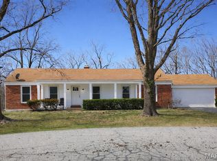 54 Fairview Dr, Hillsboro, MO 63050
