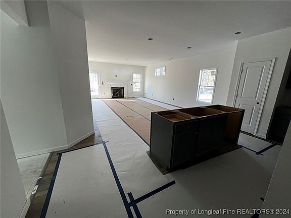 4th image of 253 Cafe Prince Dr