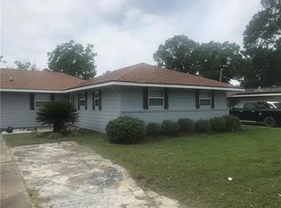 4866 Sandalwood St, New Orleans, LA 70127