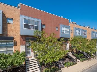 2544 W Bloomingdale Ave, Chicago, IL 60647