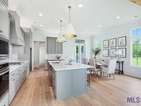 4th image of 4902 Parkside Way