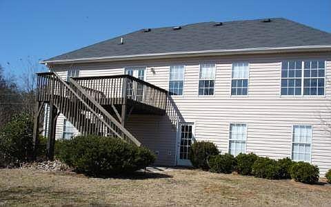 2nd image of 100 Nikki Ct SE