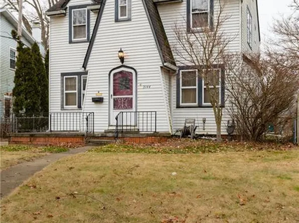 2144 Circular Rd, Toledo, OH 43614