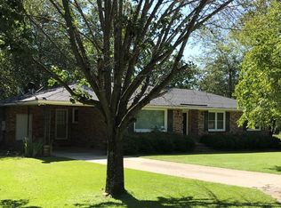 642 Robson St, Manning, SC 29102