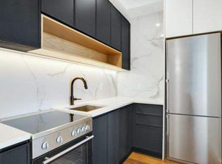 215 Freeman St #3D, Brooklyn, NY 11222