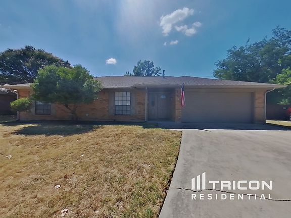 2nd image of 1104 Marlborough Dr