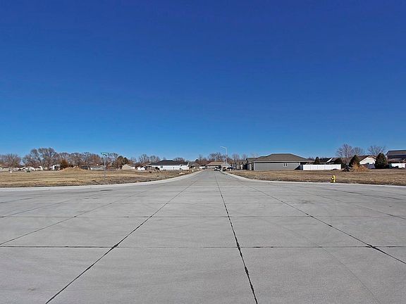 5th image of 814 Mockingbird Dr
