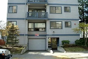 4055 9th Ave NE #3