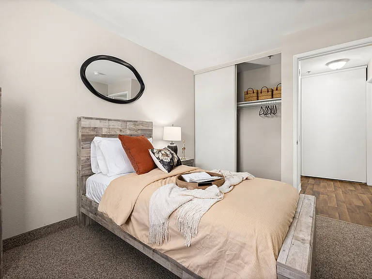 Choose from a studio, one-bedroom or two-bedroom apartment at Carlton Concord's Independent Living community.