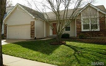 1st image of 359 Oak Park Village Dr