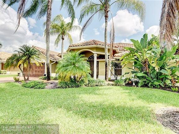 Home For Sale In Boca Isles