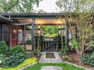 9 Old Cne Rd, Salisbury, CT 06068