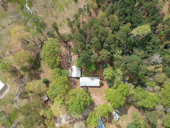 3rd image of 170 Sanderson Dr