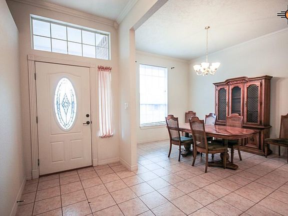 4th image of 328 Olive Dr
