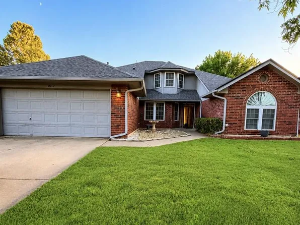 1017 Blue Ridge Dr, Edmond, OK 73003