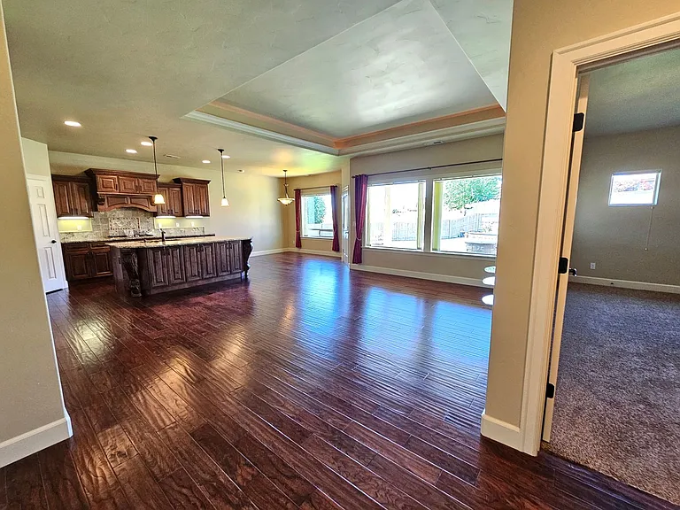 2817 Tuscanna Dr — Photo 32
