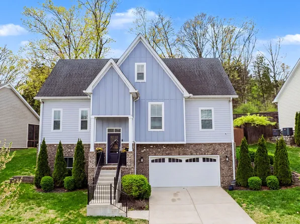 1736 Woodland Pointe Dr, Nashville, TN 37214