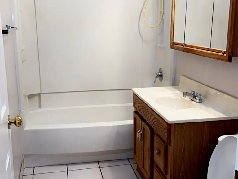 221 Howard St #1 — Photo 11