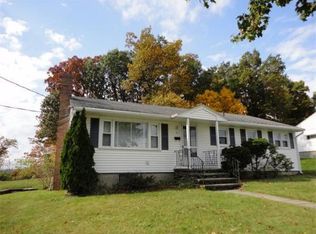 21 Mary Ann Dr, Worcester, MA 01606