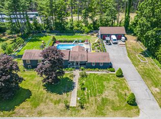 21 Stephanie Ln, Queensbury, NY 12804