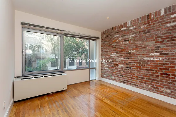 Rented by Mirador Real Estate | media 18