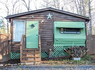 95 7th St #1, Ellijay, GA 30540