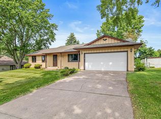8200 77th St S, Cottage Grove, MN 55016