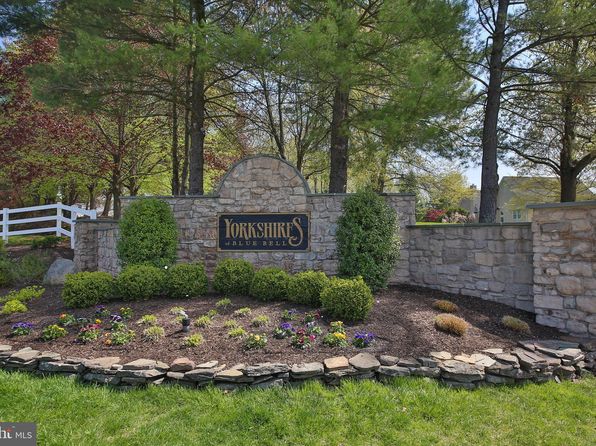404 Tamworth Ct, Blue Bell, PA 19422