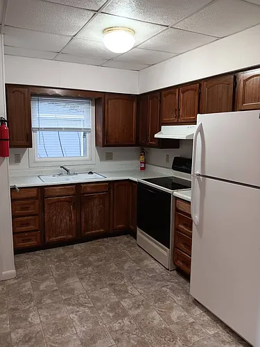 Floor plan 602 W 2nd St