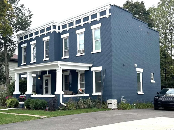 110 S Locust St, Adrian, MI 49221