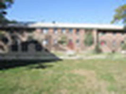 Rented by Link NY Realty | media 4