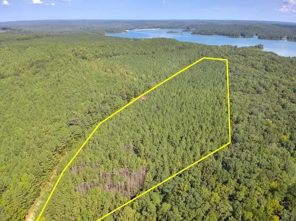 8 Cedar Ridge Rd, Russellville, AL 35653