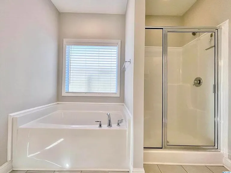 102 James Parcus Cir — Photo 30
