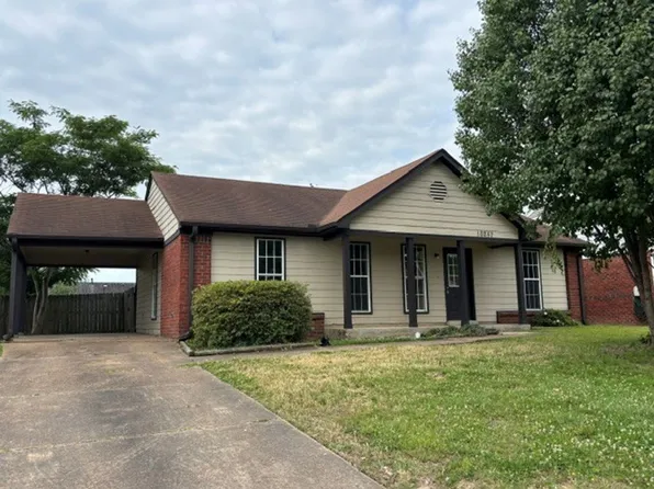 10257 Palmer Dr, Olive Branch, MS 38654
