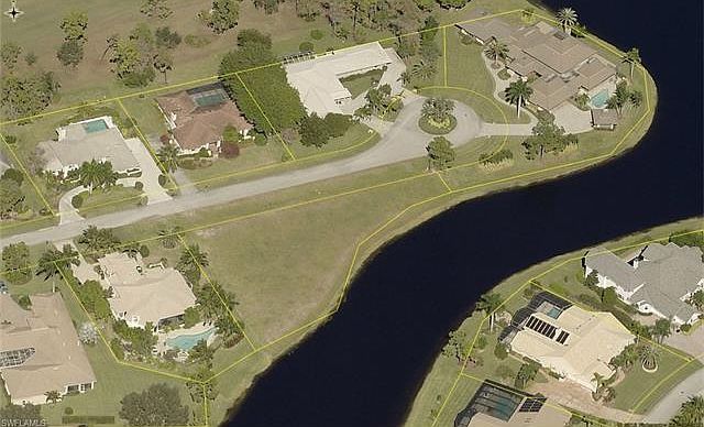 1st image of 8640 Glenlyon Ct